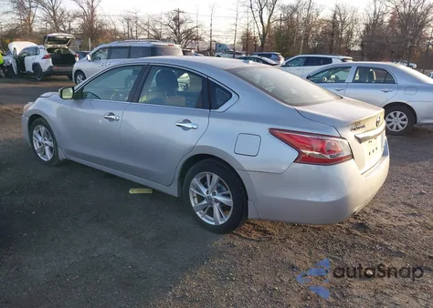 2013 Nissan Altima 2.5 Sv z USA, uszkodzony, nr VIN 1N4AL3AP3DC207758